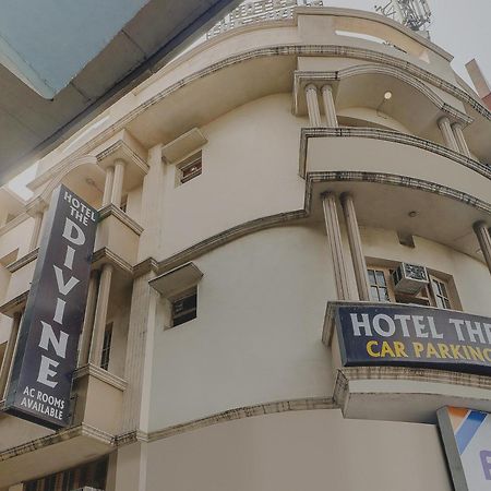 โอโย 73432 โฮเทล ดีไวน์ Hotel อัมริตสา ภายนอก รูปภาพ