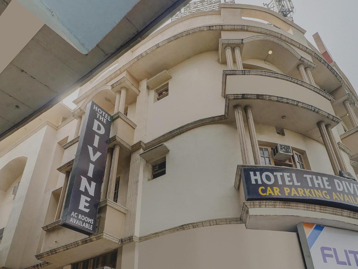 โอโย 73432 โฮเทล ดีไวน์ Hotel อัมริตสา ภายนอก รูปภาพ